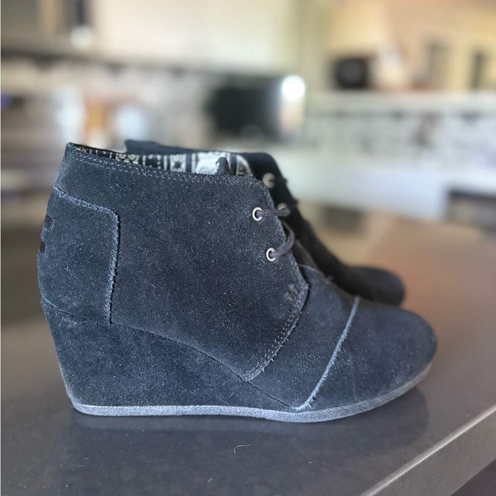 Toms Black Desert Wedge Suede Bootie- Size 8.5- worn, in good condition